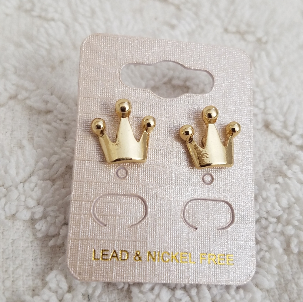 Crown minimalist stud earrings